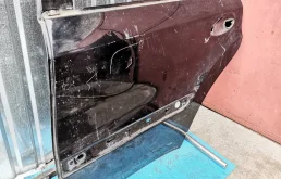 Дверь задняя левая для Mercedes-Benz M class 2007 года на фотографиях