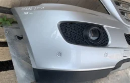 Накладка переднего бампера для Mercedes-Benz M class 2002 года на фотографиях