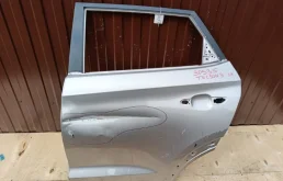 Дверь задняя левая для Hyundai Tucson 2015 года на фотографиях