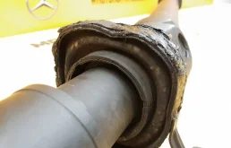 Карданный вал задний для BMW 5er 1996 года на фотографиях