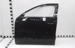 Дверь багажника для Porsche Macan 2023 года на фотографиях