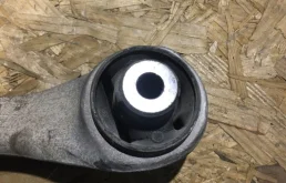 Рычаг передний правый нижний для BMW 5er на фотографиях