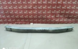 Усилитель заднего бампера для Toyota RAV4 2009 года на фотографиях