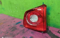 Фонарь правый для Volkswagen Tiguan 2009 года на фотографиях