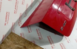 Крышка багажника для Volvo S40 2012 года на фотографиях