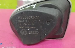 Дроссельная заслонка для Skoda Octavia 2008 года на фотографиях