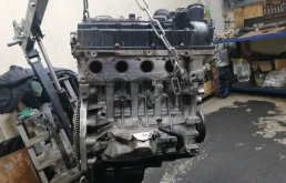 Двигатель без навесного для BMW 1er 2017 года на фотографиях