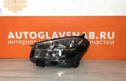 Фара левая для Nissan Qashqai 2011 года на фотографиях