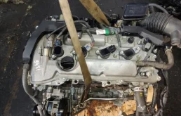 Двигатель без навесного для Toyota Camry 2017 года на фотографиях