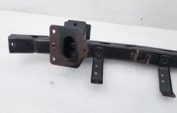 Усилитель переднего бампера для Infiniti QX 2022 года на фотографиях