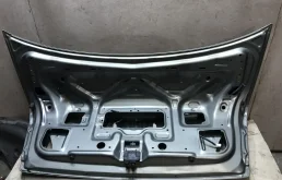 Крышка багажника для Nissan Almera 2005 года на фотографиях