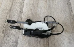 Уплотнитель передней правой двери для Volkswagen Jetta на фотографиях