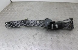 Трапеция стеклоочистителей для BMW 5er 2000 года на фотографиях