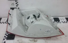 Фонарь внешний правый для Skoda Octavia 2013 года на фотографиях