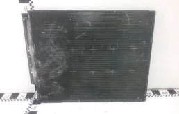 Радиатор кондиционера для Toyota Land Cruiser 2009 года на фотографиях