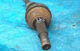 Привод передний левый для Nissan X-Trail 2014 года на фотографиях