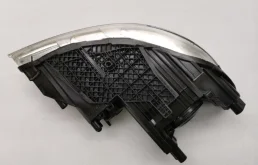 Фары для Skoda Octavia 2012 года на фотографиях