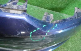 Бампер для Volkswagen Polo 2009 года на фотографиях