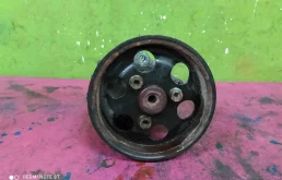 Насос ГУР для Volkswagen Passat 1996 года на фотографиях