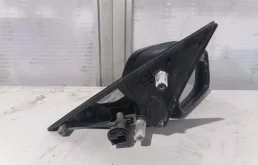 Стекла и зеркала для BMW 5er 2009 года на фотографиях