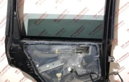 Дверь задняя левая для Nissan X-Trail 2001 года на фотографиях