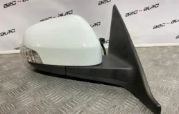 Зеркало боковое правое для Volvo S40 2012 года на фотографиях