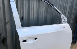 Дверь передняя правая для Toyota Land Cruiser 2021 года на фотографиях