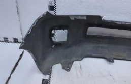 Усилитель переднего бампера для Toyota Land Cruiser 2013 года на фотографиях