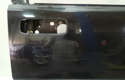 Дверь передняя правая для Nissan X-Trail 2006 года на фотографиях