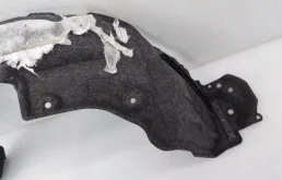 Подкрылок передний левый для Toyota RAV4 2013 года на фотографиях