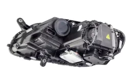 Фары для Volkswagen Passat 2011 года на фотографиях