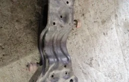 Балка переднего моста для Volkswagen Polo на фотографиях