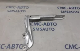 Петля капота правая для Audi A7 2011 года на фотографиях