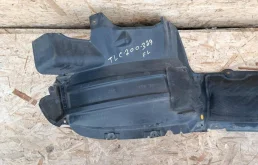 Подкрылок передний левый для Toyota Land Cruiser 2008 года на фотографиях