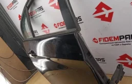 Двери для BMW 3er 2006 года на фотографиях