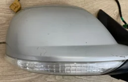 Зеркало боковое левое для Volkswagen Touareg 2008 года на фотографиях