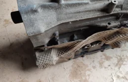 АКПП для Porsche Cayenne 2002 года на фотографиях