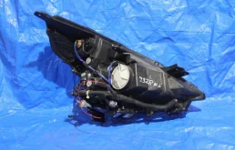 Фара левая для Nissan Teana 2010 года на фотографиях