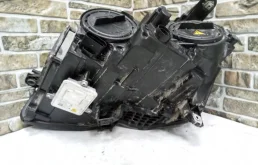 Фара правая для Mercedes-Benz GLK class 2008 года на фотографиях