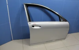 Дверь передняя правая для Mercedes-Benz S class 2010 года на фотографиях
