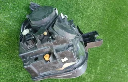 Фара левая для Nissan Juke 2017 года на фотографиях