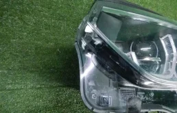 Фары для BMW X3 2020 года на фотографиях