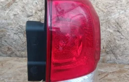 Фонарь правый для Toyota Land Cruiser 2008 года на фотографиях