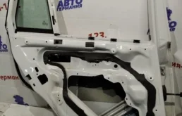 Дверь задняя левая для BMW X3 2008 года на фотографиях