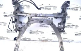 Подрамник двигателя для BMW 5er 2006 года на фотографиях