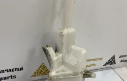 Бачок стеклоомывателя передний для Hyundai Tucson 2015 года на фотографиях