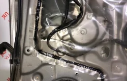 Дверь задняя правая для Nissan X-Trail 2006 года на фотографиях