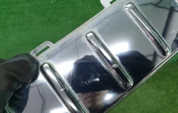 Накладка заднего бампера правая для Volkswagen Touareg 2007 года на фотографиях