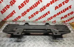 Подрамник двигателя для Suzuki Grand Vitara 1999 года на фотографиях