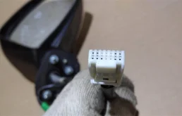 Стекла и зеркала для Toyota Avensis 2018 года на фотографиях